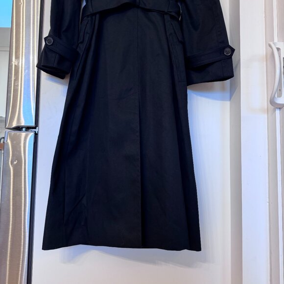 Banana Republic Water Resistant Timeless Trench - Picture 12 of 14